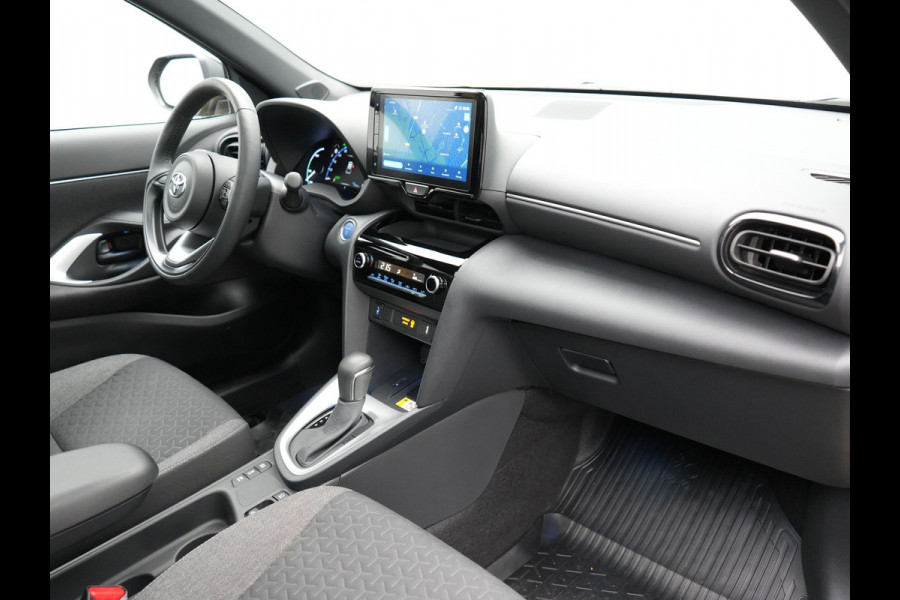 Toyota Yaris Cross 1.5 Hybrid Executive | Panodak | Adaptive Cruise | Head Up | 18"L.M | Keyless | Navi Full Map | Stoel / Stuurverwarming | Camera | LED Koplampen |