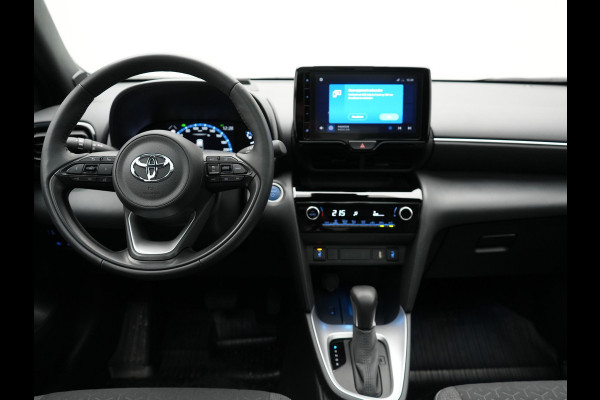 Toyota Yaris Cross 1.5 Hybrid Executive | Panodak | Adaptive Cruise | Head Up | 18"L.M | Keyless | Navi Full Map | Stoel / Stuurverwarming | Camera | LED Koplampen |