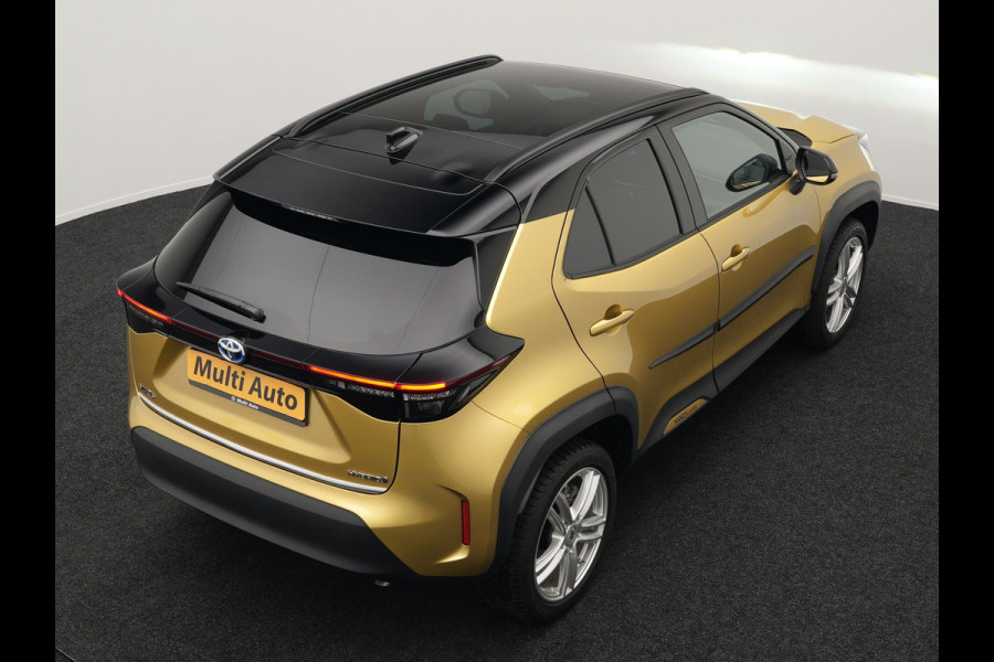 Toyota Yaris Cross 1.5 Hybrid Executive | Panodak | Adaptive Cruise | Head Up | 18"L.M | Keyless | Navi Full Map | Stoel / Stuurverwarming | Camera | LED Koplampen |