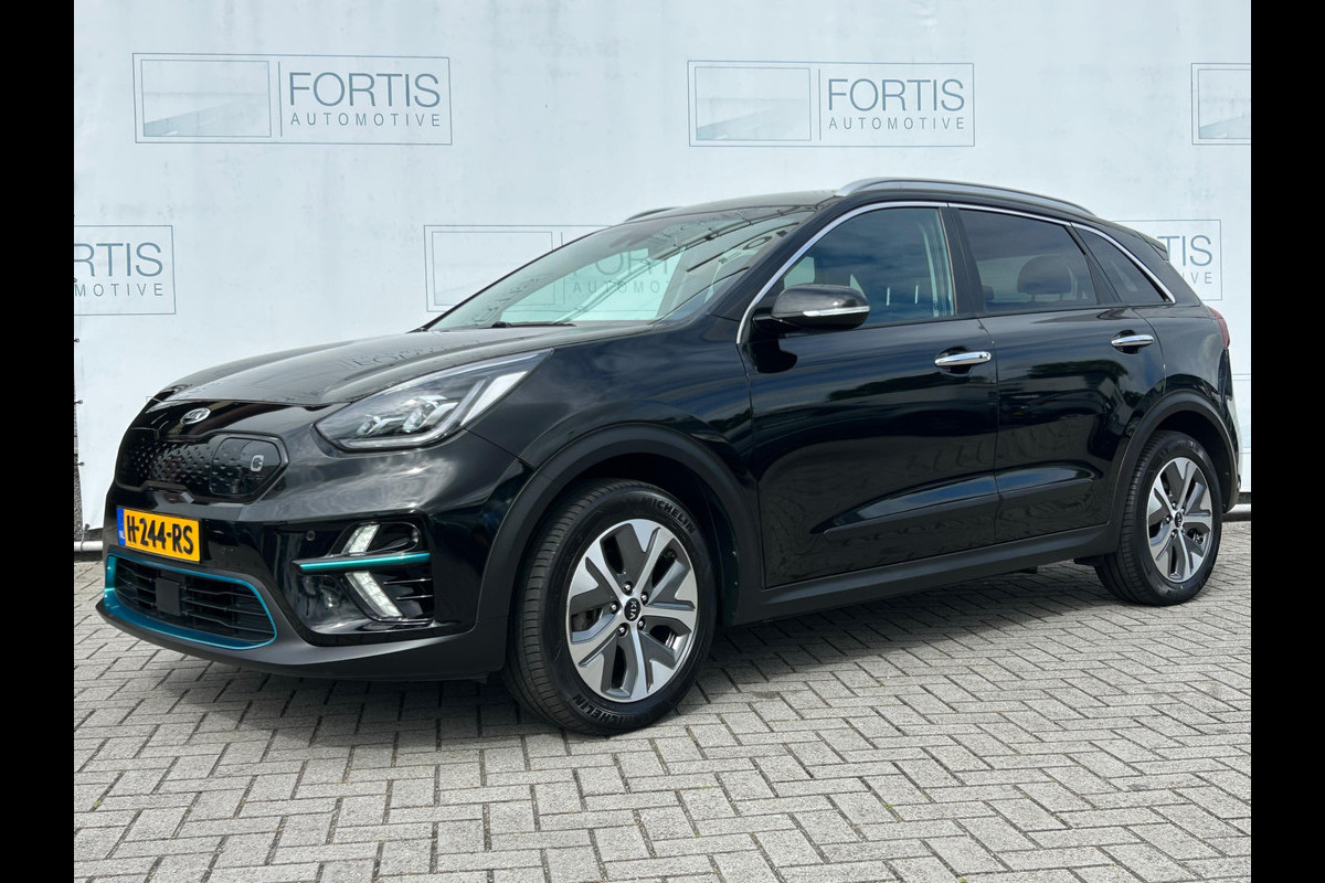 Kia e-Niro ExecutiveLine 64 kWh NL AUTO | LEDER | STOELVERW | STOELVERKOEL | CAMERA | CARPLAY | Kia e-Niro ExecutiveLine 64 kWh NL AUTO | LEDER | STOELVERW | STOELVERKOEL | CAMERA | CARPLAY |