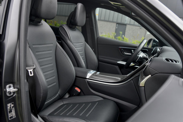 Mercedes-Benz GLC 200 4MATIC AMG. Magno, Pano, Memory, 360, HUD, Digital, Stuurvw, Trekh, Burm, ACC, Keyless, Leder, Carbon