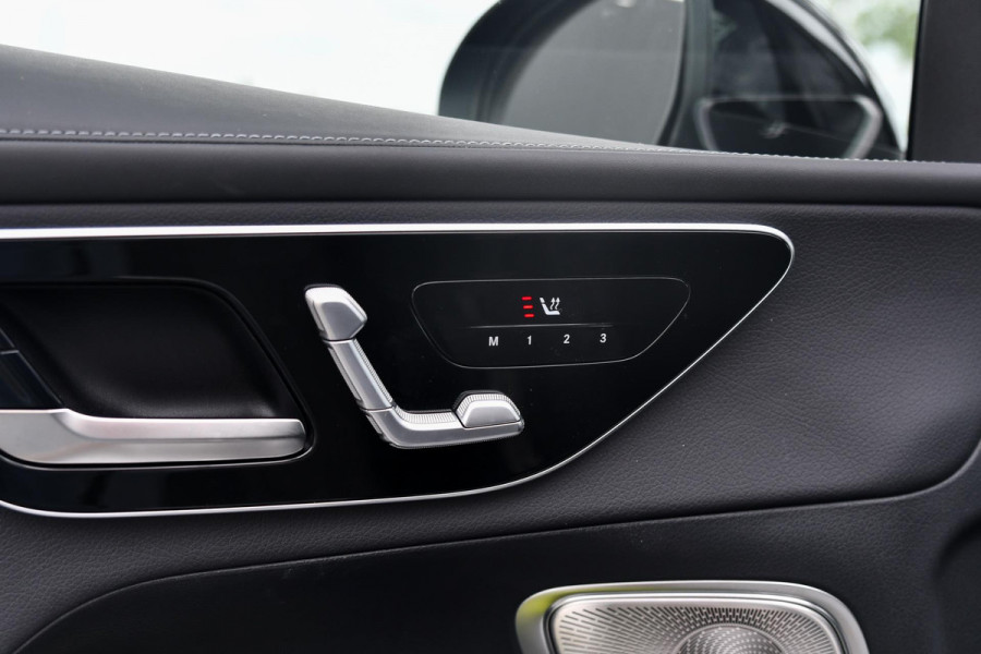 Mercedes-Benz GLC 200 4MATIC AMG. Magno, Pano, Memory, 360, HUD, Digital, Stuurvw, Trekh, Burm, ACC, Keyless, Leder, Carbon