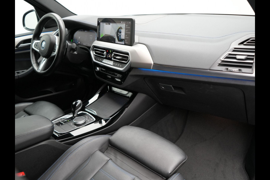 BMW X3 xDrive30e M Sport Plug In Hybrid 293pk Facelift Model PHEV | Trekhaak af Fabriek | 360 Camera | Lederen Sportstoelen Memory | 20"L.M | Apple Carplay | Stuurverwaming | Sfeerverlichting | Navi Prof | BLIS |