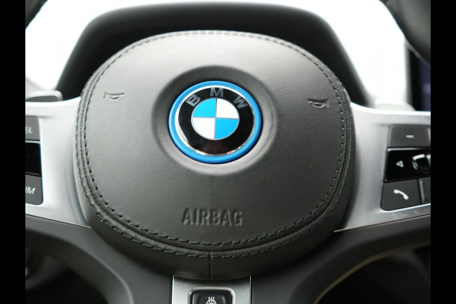 BMW X3 xDrive30e M Sport Plug In Hybrid 293pk Facelift Model PHEV | Trekhaak af Fabriek | 360 Camera | Lederen Sportstoelen Memory | 20"L.M | Apple Carplay | Stuurverwaming | Sfeerverlichting | Navi Prof | BLIS |