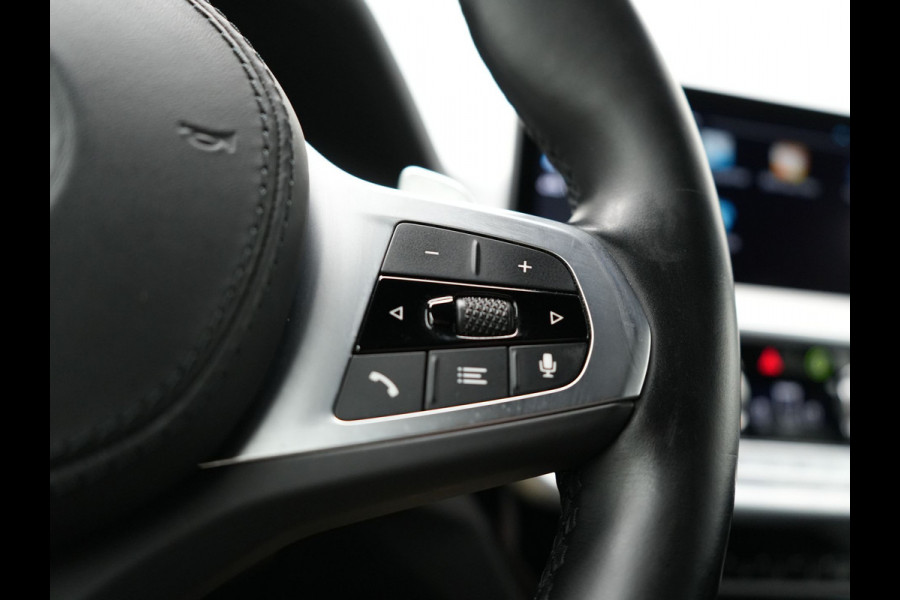 BMW X3 xDrive30e M Sport Plug In Hybrid 293pk Facelift Model PHEV | Trekhaak af Fabriek | 360 Camera | Lederen Sportstoelen Memory | 20"L.M | Apple Carplay | Stuurverwaming | Sfeerverlichting | Navi Prof | BLIS |