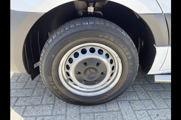 Mercedes-Benz Sprinter 211 1.9 CDI L1H1 FWD / vaste prijs rijklaar € 21.950 ex btw / lease vanaf € 358 / airco / cruise control / trekhaak / euro 6 diesel / bpm vrij / bijrijdersbank !