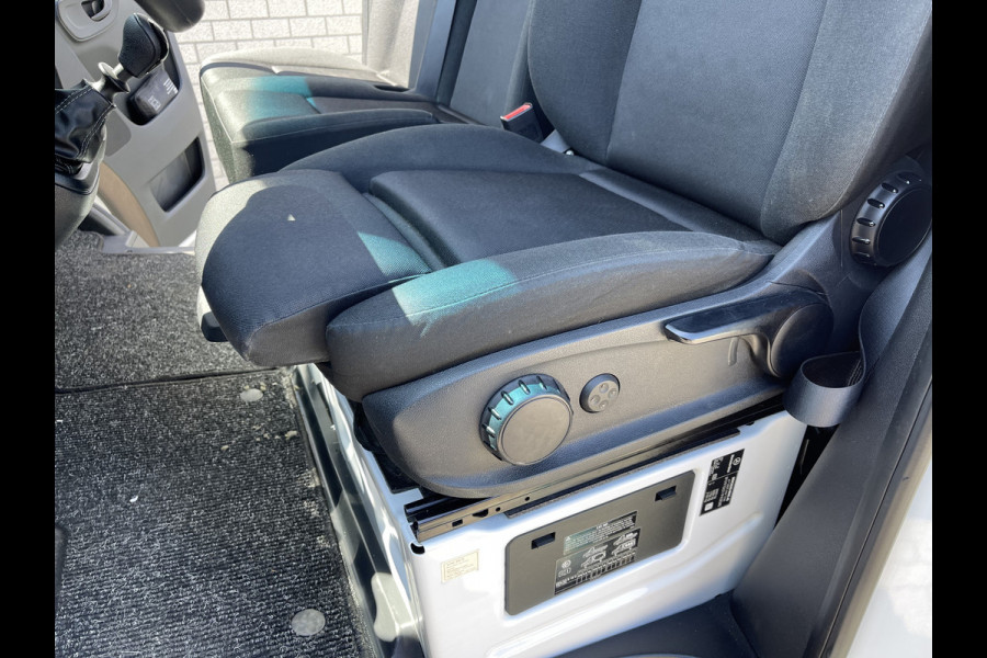 Mercedes-Benz Sprinter 211 1.9 CDI L1H1 FWD / vaste prijs rijklaar € 21.950 ex btw / lease vanaf € 358 / airco / cruise control / trekhaak / euro 6 diesel / bpm vrij / bijrijdersbank !