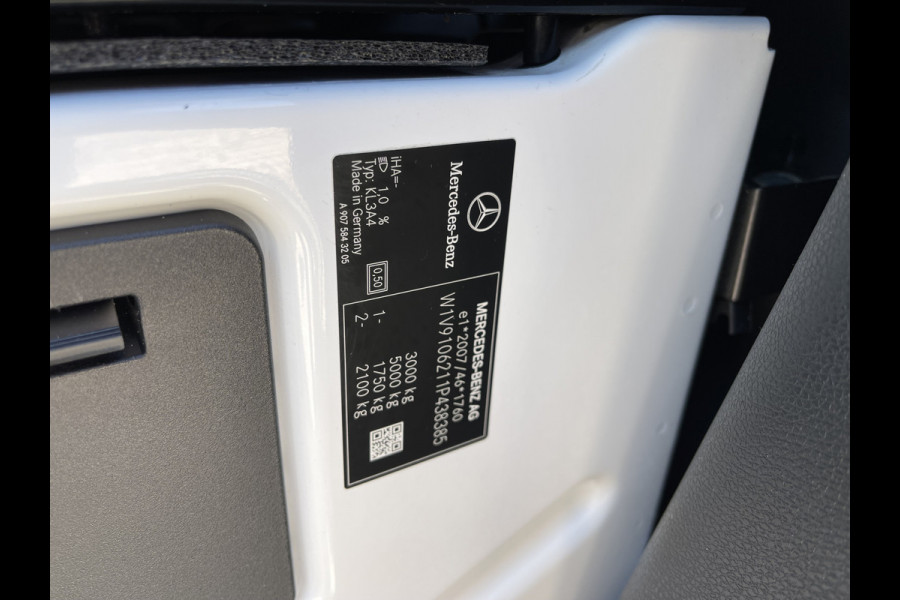 Mercedes-Benz Sprinter 211 1.9 CDI L1H1 FWD / vaste prijs rijklaar € 21.950 ex btw / lease vanaf € 358 / airco / cruise control / trekhaak / euro 6 diesel / bpm vrij / bijrijdersbank !