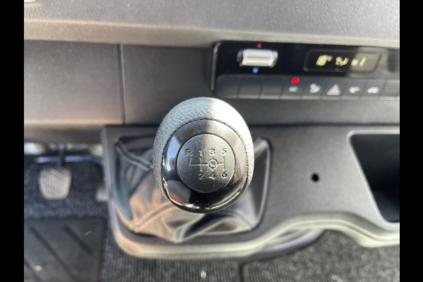 Mercedes-Benz Sprinter 211 1.9 CDI L1H1 FWD / vaste prijs rijklaar € 21.950 ex btw / lease vanaf € 358 / airco / cruise control / trekhaak / euro 6 diesel / bpm vrij / bijrijdersbank !