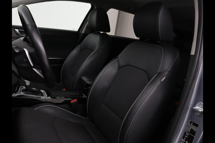 Kia Ceed 1.6 GDI PHEV DynamicPlusLine | Panoramadak | Cruise control | Climate control | Carplay | Elektrische achterklep | Dealer onderhouden