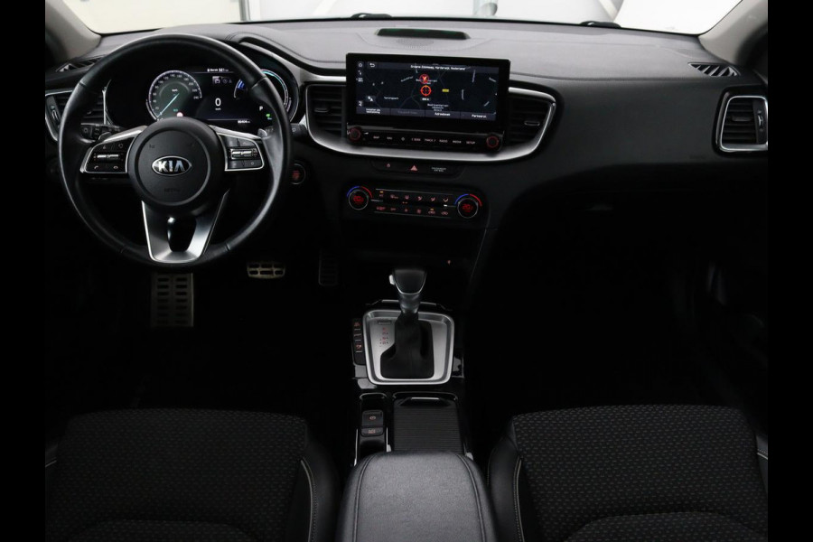 Kia Ceed 1.6 GDI PHEV DynamicPlusLine | Panoramadak | Cruise control | Climate control | Carplay | Elektrische achterklep | Dealer onderhouden