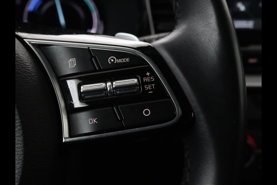 Kia Ceed 1.6 GDI PHEV DynamicPlusLine | Panoramadak | Cruise control | Climate control | Carplay | Elektrische achterklep | Dealer onderhouden