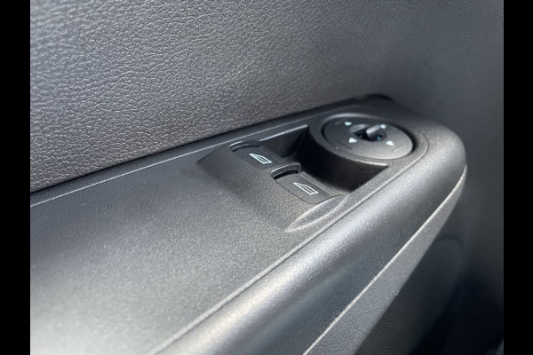 Ford Transit Courier 1.5 TDCI E6 Trend BPM Vrij! Lease €142 p/m, Airco, Navi, PDC, Schuifdeur, Volledig onderhoudshistorie aanwezig