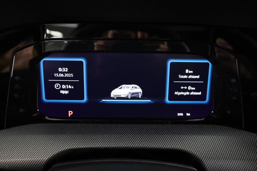 Volkswagen GOLF Variant R-Line-Edition 1.5 eTSI 85 kW / 116 pk Variant 7 v