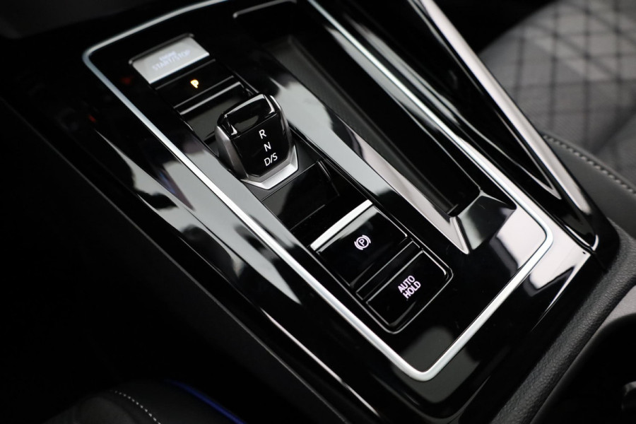 Volkswagen GOLF Variant R-Line-Edition 1.5 eTSI 85 kW / 116 pk Variant 7 v