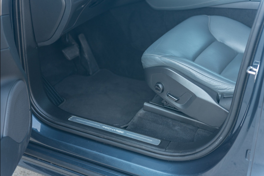 Volvo XC90 T8 Aut. Inscription ACC Leder Trekhaak 390pk