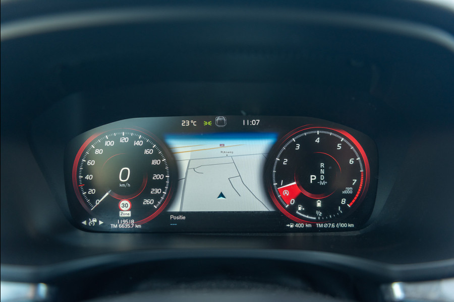 Volvo V60 B3 Aut. Momentum ACC Leder Trekhaak 163pk