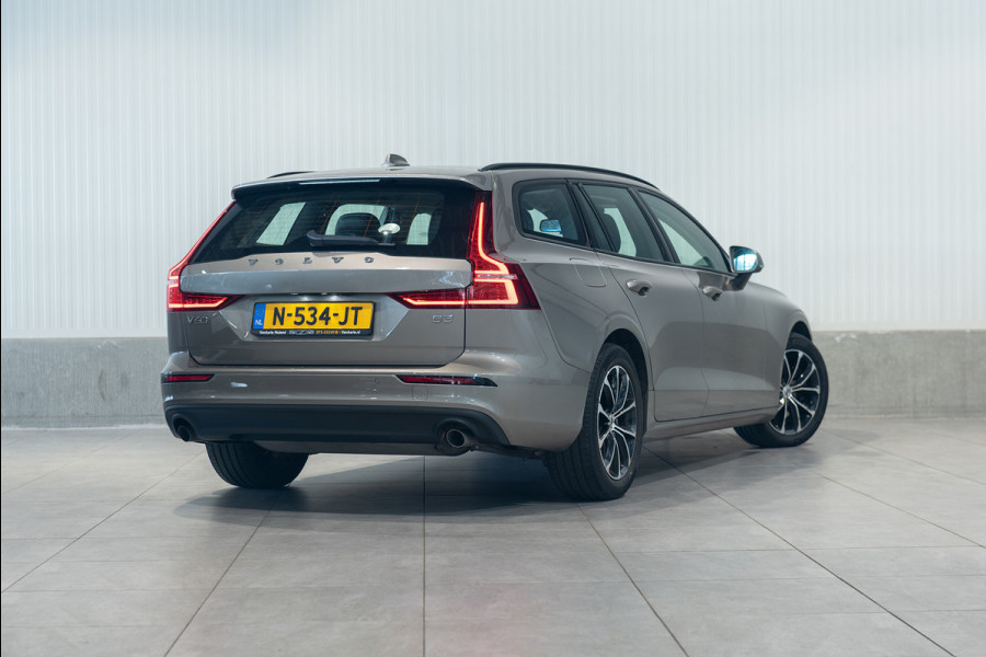 Volvo V60 B3 Aut. Momentum ACC Leder Trekhaak 163pk