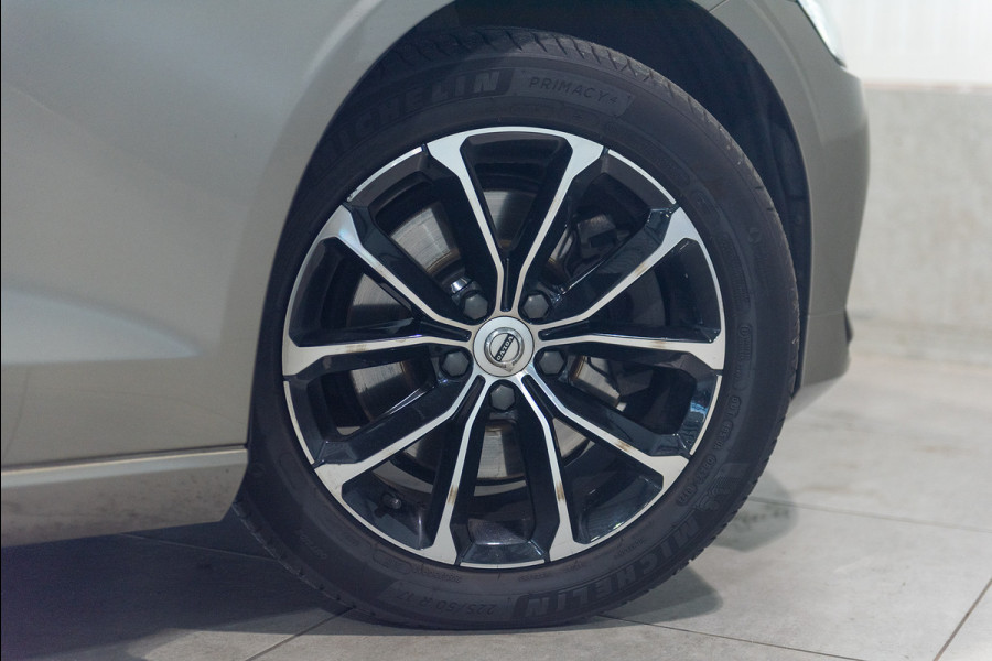 Volvo V60 B3 Aut. Momentum ACC Leder Trekhaak 163pk
