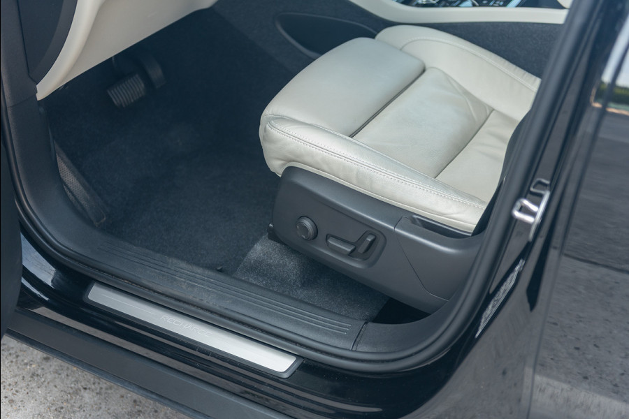 Volvo XC40 T4 Aut. Plug-In Hybrid Inscription Leder Stoelverwarming 211pk