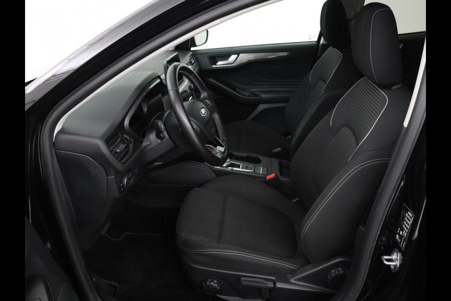 Ford Focus 1.0 EcoBoost Titanium X Business | Automaat | Stoel & Stuurverwarming | Camera | Trekhaak | Adaptive cruise | LED