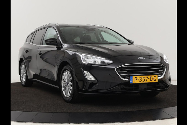 Ford Focus 1.0 EcoBoost Titanium X Business | Automaat | Stoel & Stuurverwarming | Camera | Trekhaak | Adaptive cruise | LED