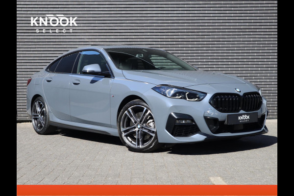 BMW 2 Serie Gran Coupé 220i M Sport High Executive | Panodak | Stuurwiel verwarmd | ambient |