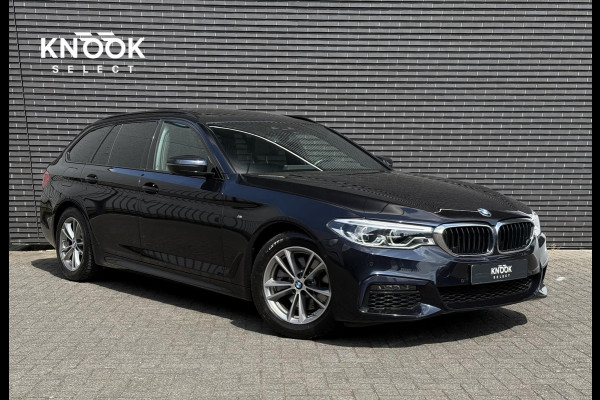 BMW 5 Serie Touring 520i M Sport High Executive | Panodak | Comfortleder | Camera | Adaptive LED |