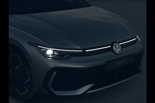 Volkswagen GOLF Variant R-Line-Edition 1.5 eTSI 85 kW / 116 pk Variant 7 v