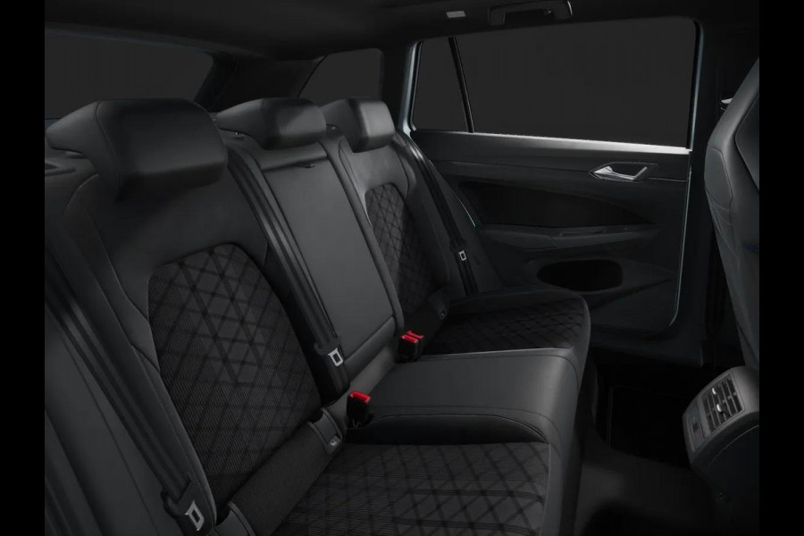 Volkswagen GOLF Variant R-Line-Edition 1.5 eTSI 85 kW / 116 pk Variant 7 v