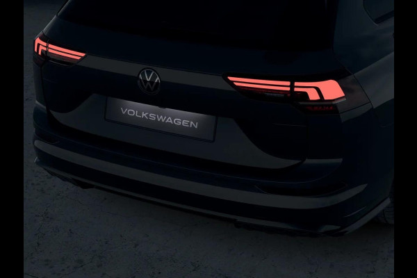 Volkswagen GOLF Variant R-Line-Edition 1.5 eTSI 85 kW / 116 pk Variant 7 v