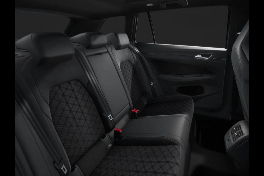Volkswagen GOLF Variant R-Line-Edition 1.5 eTSI 85 kW / 116 pk Variant 7 v