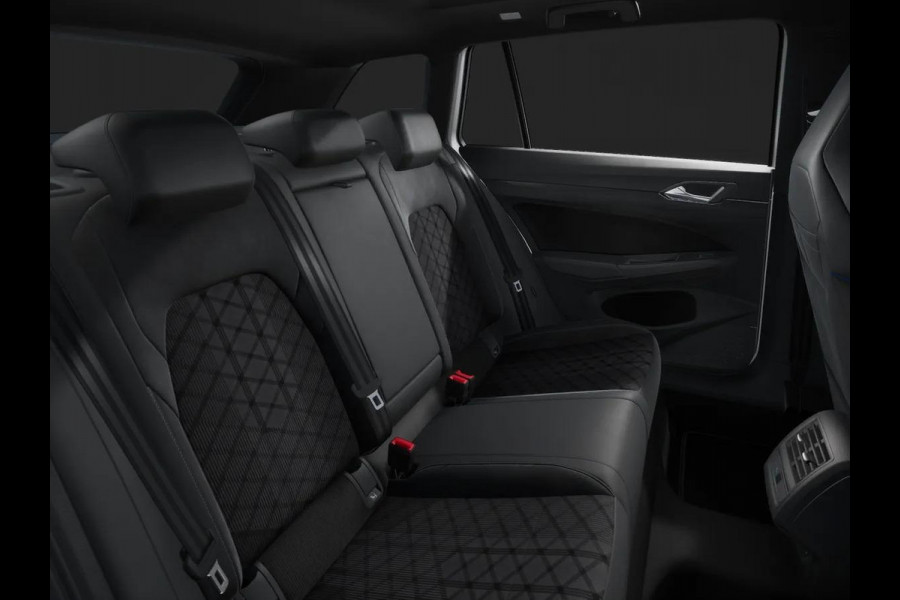 Volkswagen GOLF Variant R-Line-Edition 1.5 eTSI 85 kW / 116 pk Variant 7 v