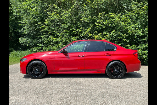BMW 3 Serie 318i Edition M Sport Shadow High Executive