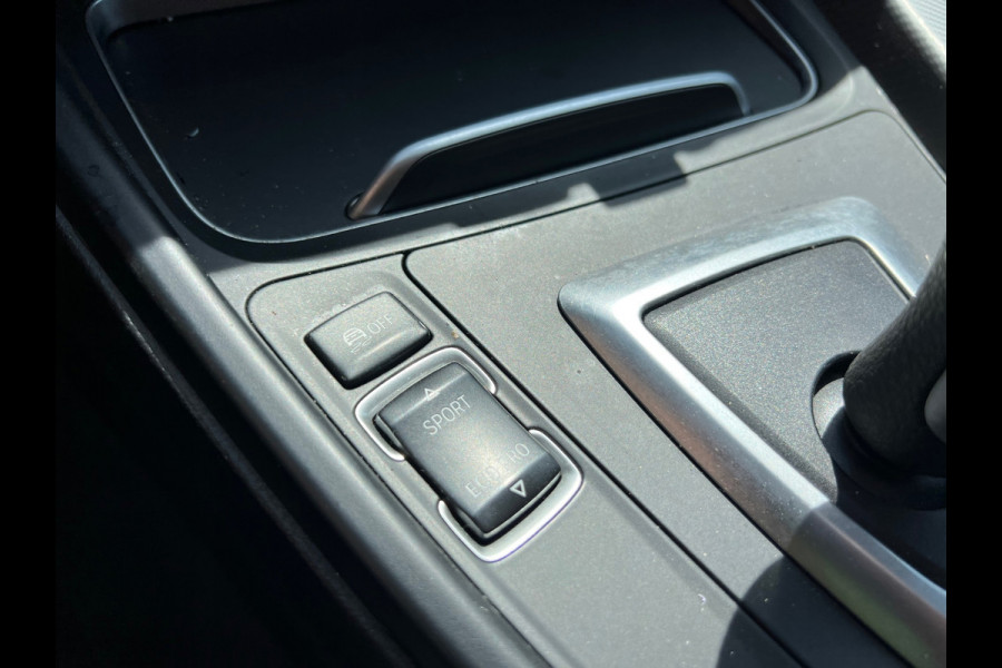 BMW 3 Serie 318i Edition M Sport Shadow High Executive