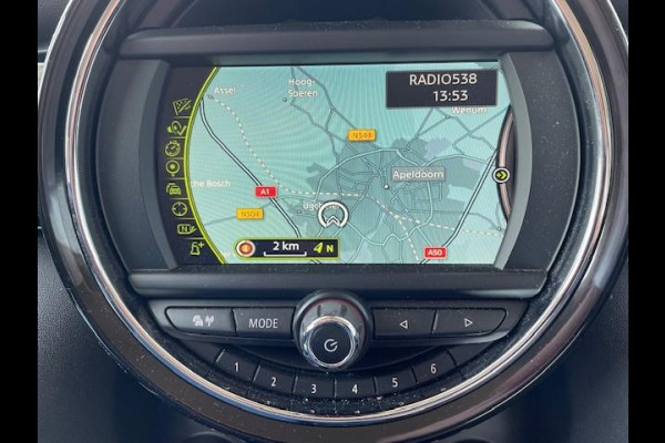 MINI Mini 1.5 Cooper Business Automaat | Navigatie | Parkeersensoren achter | Airco