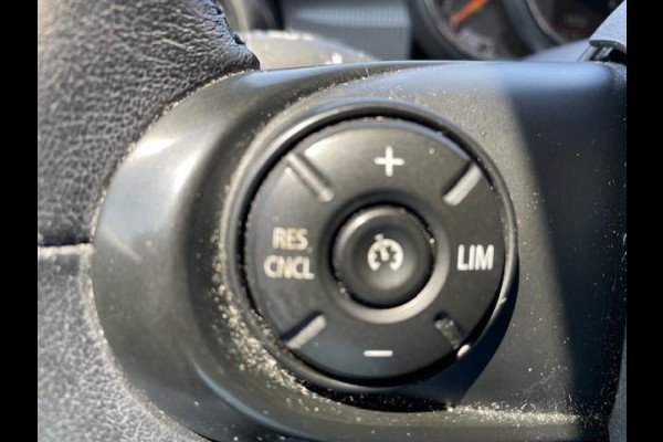 MINI Mini 1.5 Cooper Business Automaat | Navigatie | Parkeersensoren achter | Airco