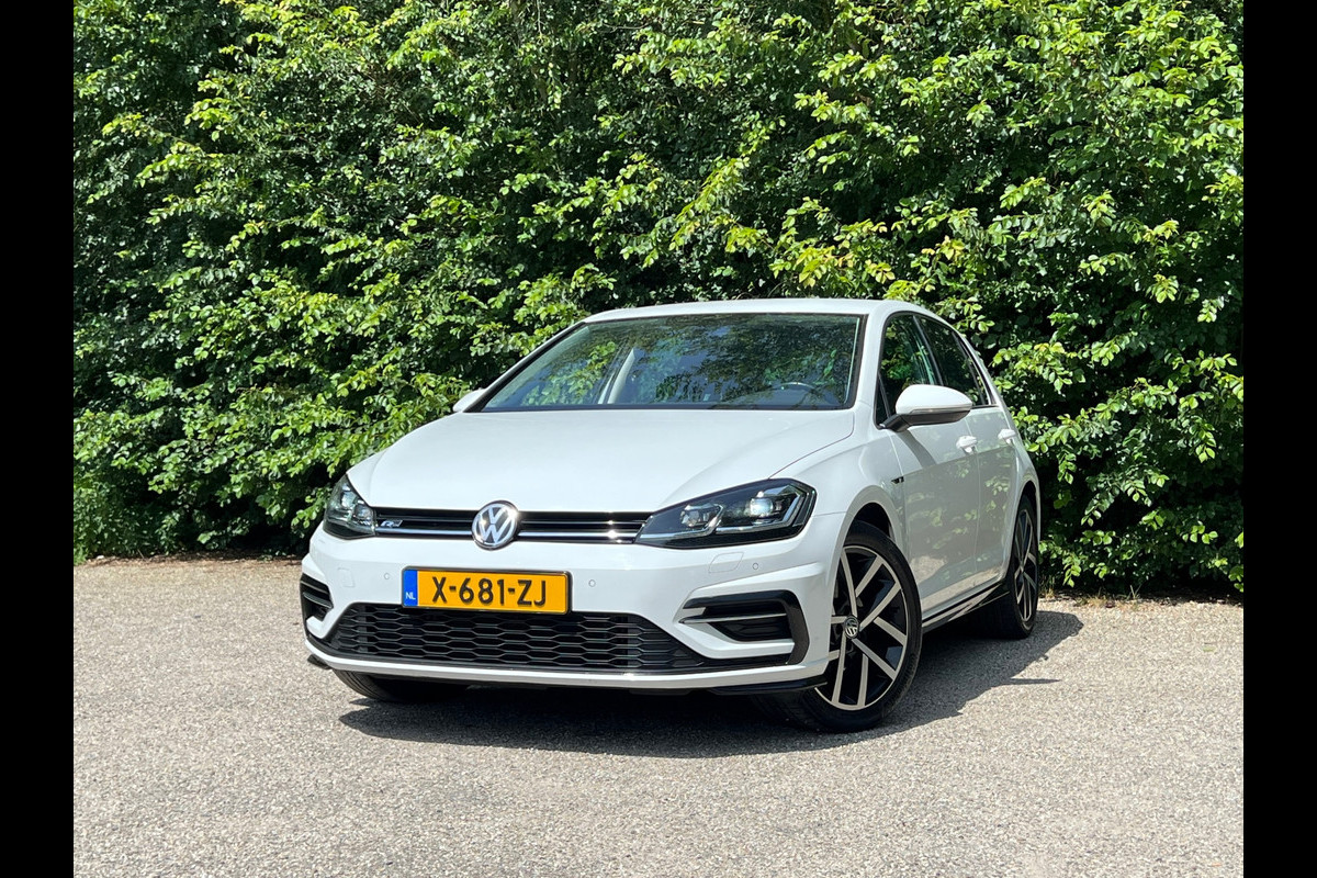 Volkswagen Golf 1.5 TSI Highline Business R | ''63.000''KM + DSG | Volkswagen Golf 1.5 TSI Highline Business R | ''63.000''KM + DSG |