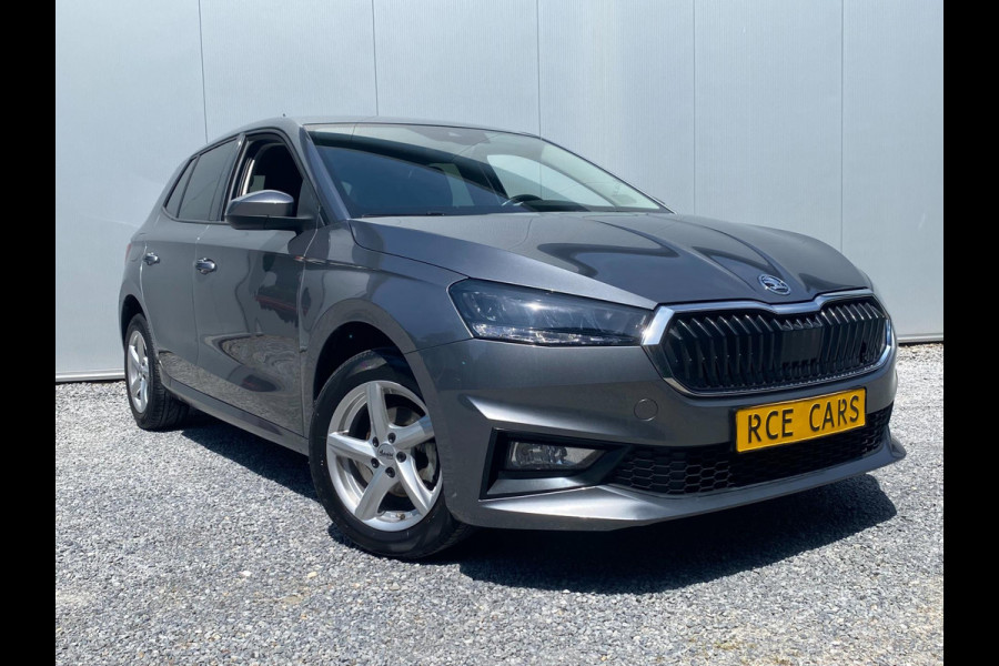 Škoda Fabia 1.0 MPI | Carplay |10"touchscreen | Navigatie | Stoelverw| Front-Lane assist|Cruise|KM : 20.300 !!!