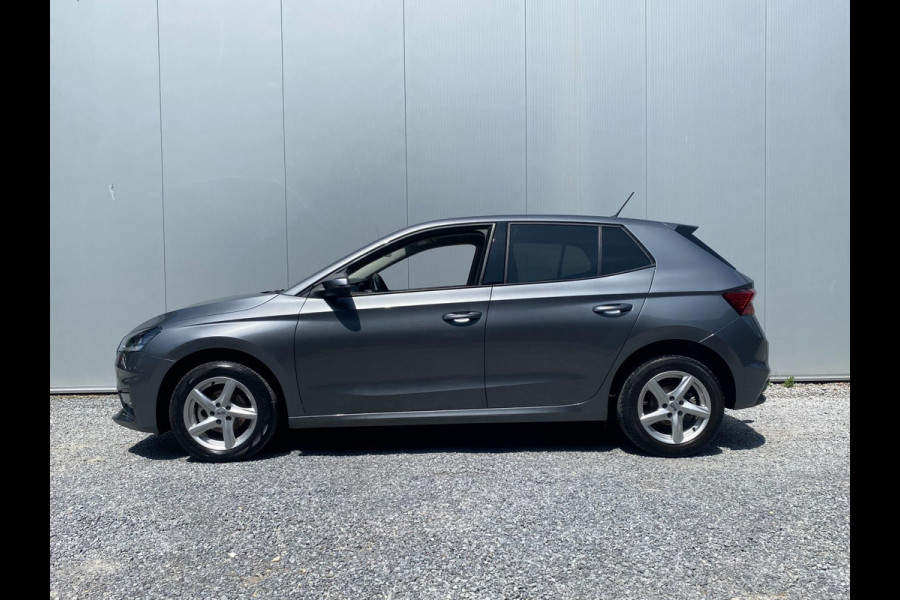 Škoda Fabia 1.0 MPI | Carplay |10"touchscreen | Navigatie | Stoelverw| Front-Lane assist|Cruise|KM : 20.300 !!!