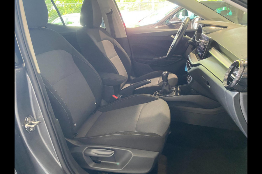 Škoda Fabia 1.0 MPI | Carplay |10"touchscreen | Navigatie | Stoelverw| Front-Lane assist|Cruise|KM : 20.300 !!!
