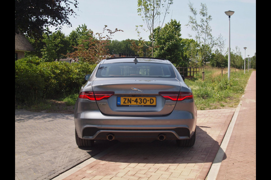 Jaguar XE 2.0 P250 HSE | R-Dynamic | Panoramadak | Camera | Apple Carplay | Cruise Control | Leer | Automaat |