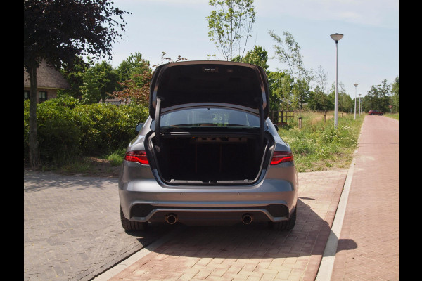 Jaguar XE 2.0 P250 HSE | R-Dynamic | Panoramadak | Camera | Apple Carplay | Cruise Control | Leer | Automaat |