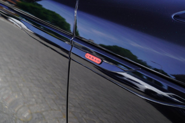 Land Rover Range Rover Velar 2.0 P250 Turbo AWD | URBAN Edition | Panorama | Meridian | Facelift | 360 cam | Luchtvering |