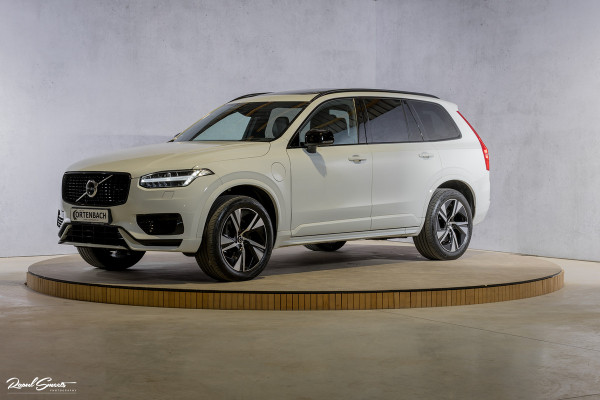 Volvo XC90 2.0 T8 Recharge AWD R-Design | Panorama dak | Harman Kardon | Zwenkbare trekhaak | 360 Camera | Adaptieve cruise | Longe Range