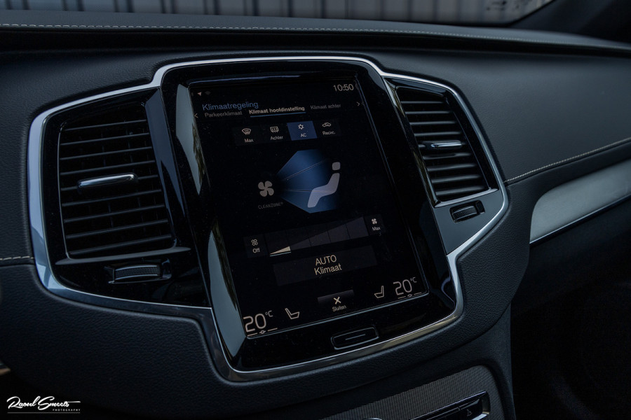 Volvo XC90 2.0 T8 Recharge AWD R-Design | Panorama dak | Harman Kardon | Zwenkbare trekhaak | 360 Camera | Adaptieve cruise | Longe Range