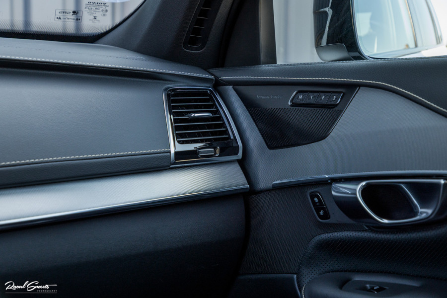 Volvo XC90 2.0 T8 Recharge AWD R-Design | Panorama dak | Harman Kardon | Zwenkbare trekhaak | 360 Camera | Adaptieve cruise | Longe Range