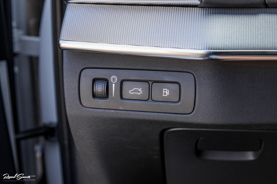 Volvo XC90 2.0 T8 Recharge AWD R-Design | Panorama dak | Harman Kardon | Zwenkbare trekhaak | 360 Camera | Adaptieve cruise | Longe Range