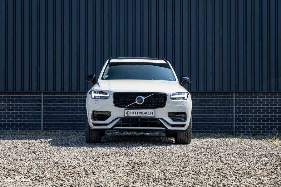 Volvo XC90 2.0 T8 Recharge AWD R-Design | Panorama dak | Harman Kardon | Zwenkbare trekhaak | 360 Camera | Adaptieve cruise | Longe Range