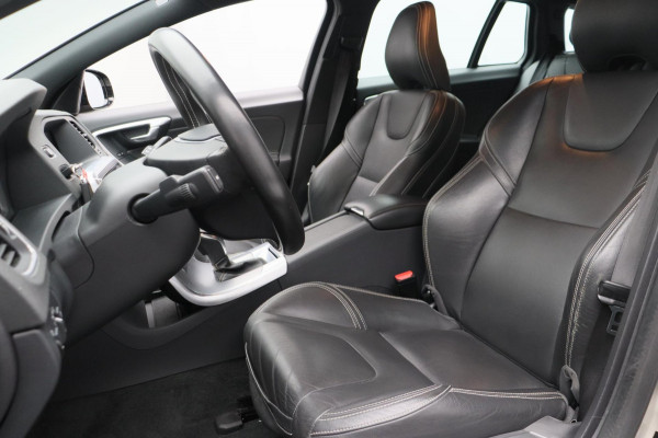 Volvo V60 1.5 T3 Polar+ Dynamic Leder Origineel NL Navigatie